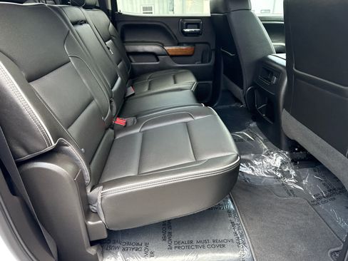 Used 2018 Chevrolet Silverado 1500 High Country AWD/4WD image 14