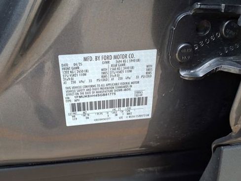 Used 2025 Ford Explorer Platinum w/ LUX Leather Package image 36