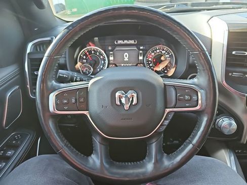 Used 2019 RAM 1500 Laramie image 18