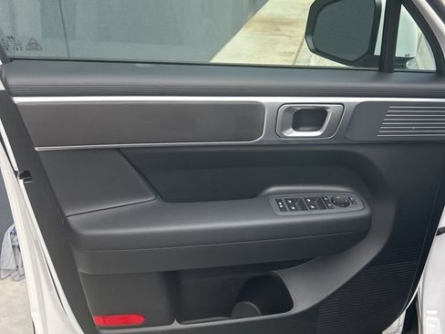 New 2026 Hyundai Santa Fe SE FWD image 6
