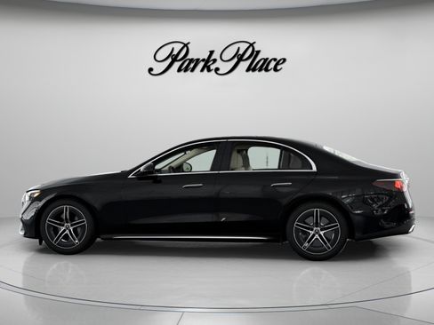 Used 2026 Mercedes-Benz E 450 4MATIC Sedan image 8