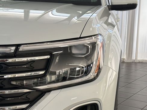 New 2026 Volkswagen Atlas SE image 11