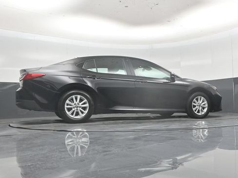 Used 2025 Toyota Camry LE FWD image 49