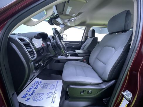 Used 2019 RAM 1500 Big Horn image 18