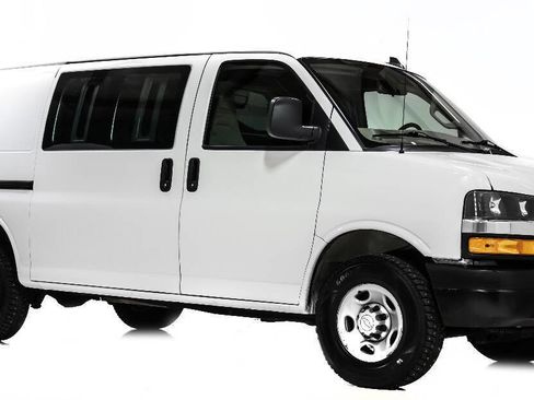Used 2021 Chevrolet Express 2500 w/ Driver Convenience Package RWD image 1