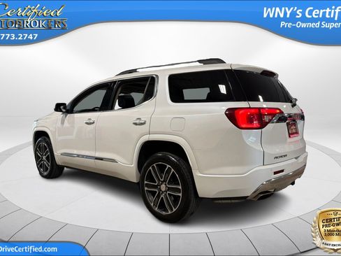 Used 2019 GMC Acadia Denali w/ Technology Package AWD/4WD image 8