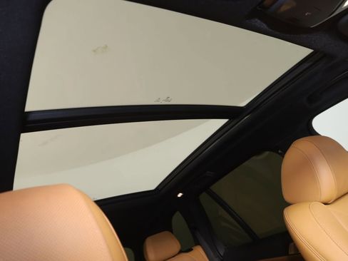 Used 2023 BMW X5 xDrive45e w/ M Sport Package image 11