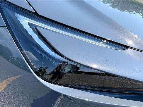 New 2026 Toyota Prius Plug-In Hybrid FWD image 13