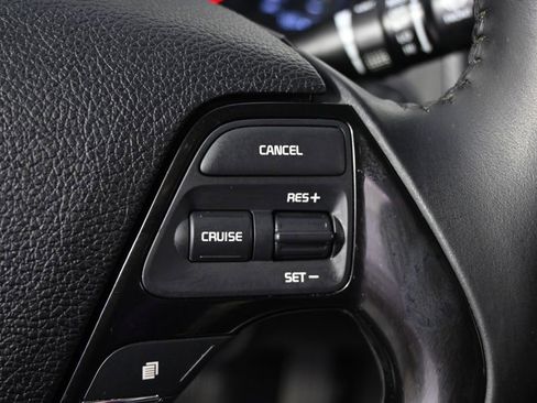 Used 2017 Kia Forte S w/ S Technology Package image 34