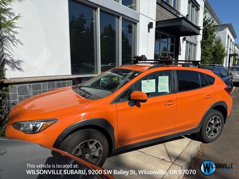 Used 2018 Subaru Crosstrek 2.0i Premium w/ Popular Package #3 AWD/4WD image 1