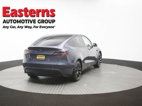 Used 2021 Tesla Model Y Long Range AWD/4WD image 35