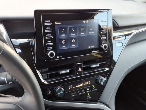 Used 2024 Toyota Camry SE w/ Blackout Package (TMS) image 5