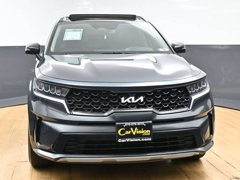 Used 2022 Kia Sorento S w/ Panoramic Sunroof Package FWD image 4
