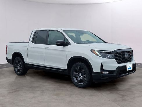 New 2026 Honda Ridgeline TrailSport image 2