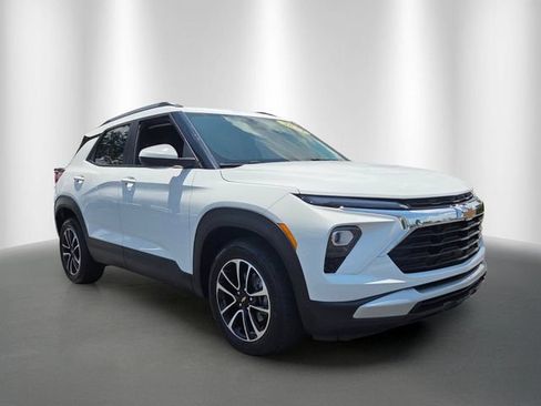 Used 2024 Chevrolet TrailBlazer LT FWD image 7