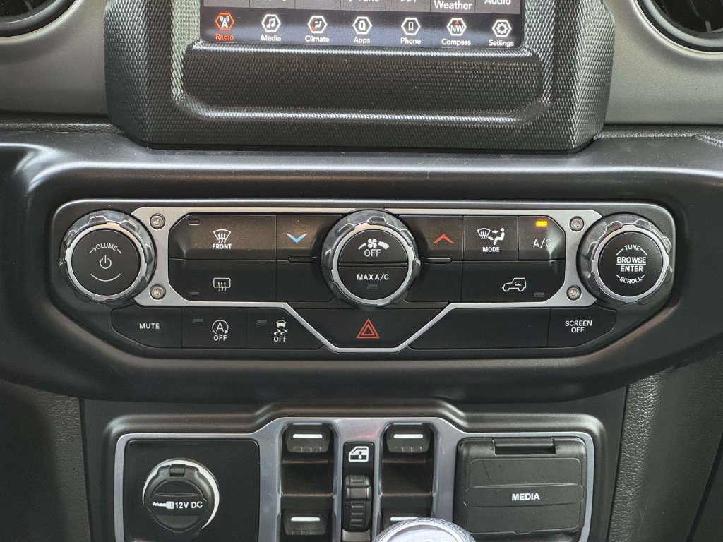 Used 2022 Jeep Wrangler Unlimited Sport AWD/4WD image 6