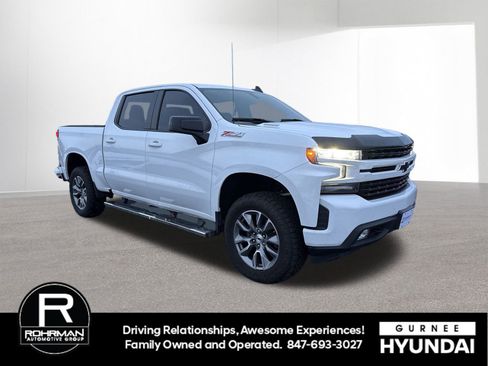 Used 2021 Chevrolet Silverado 1500 RST image 2