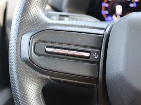 Used 2024 Chevrolet Colorado W/T image 33