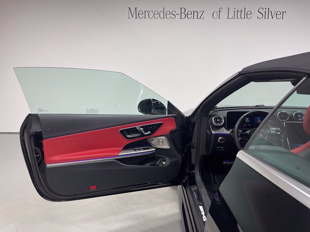 Used 2025 Mercedes-Benz CLE 53 AMG 4MATIC Cabriolet image 21