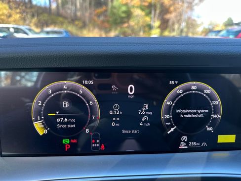 New 2026 Volkswagen Tiguan SE R-Line image 7