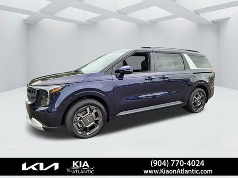 New 2026 Kia Carnival EX image 3