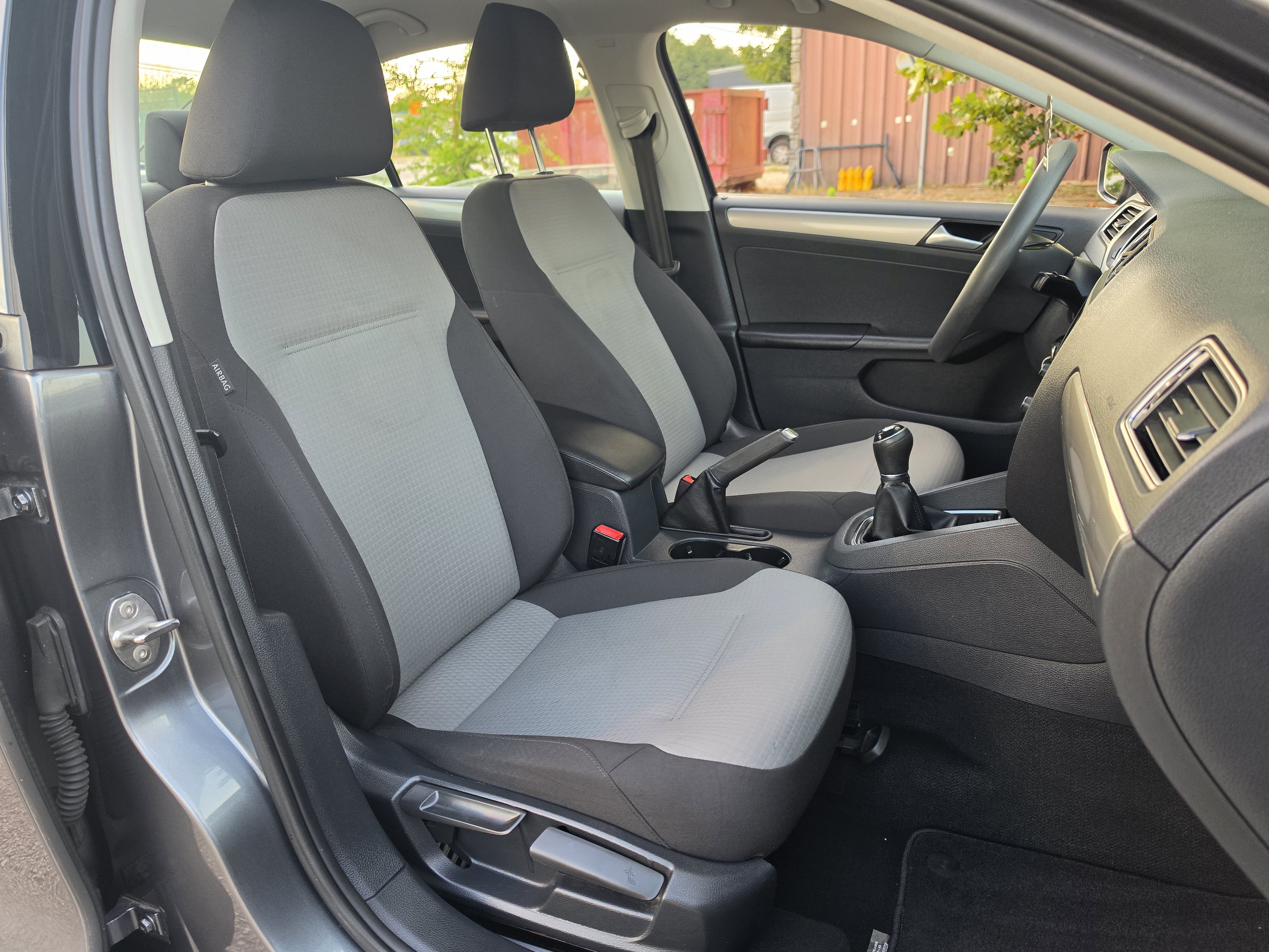 Used 2017 Volkswagen Jetta S FWD image 13