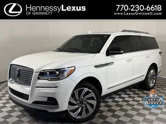 Used 2023 Lincoln Navigator Reserve video 1