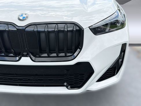 New 2026 BMW X1 xDrive28i w/ Technology Package AWD/4WD image 11
