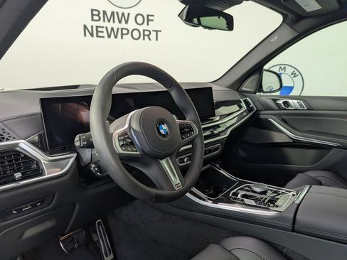New 2026 BMW X5 xDrive40i w/ M Sport Package AWD/4WD image 11