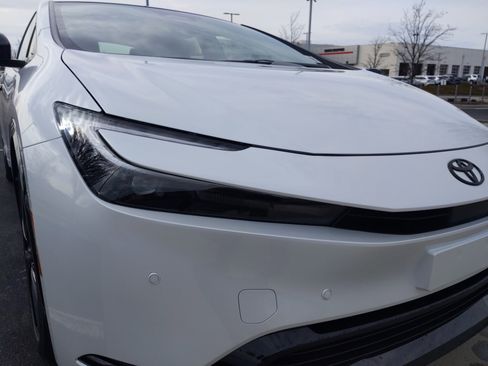 New 2026 Toyota Prius AWD image 11