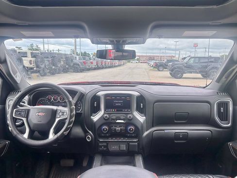 Used 2021 Chevrolet Silverado 1500 RST w/ Rally Edition AWD/4WD image 24