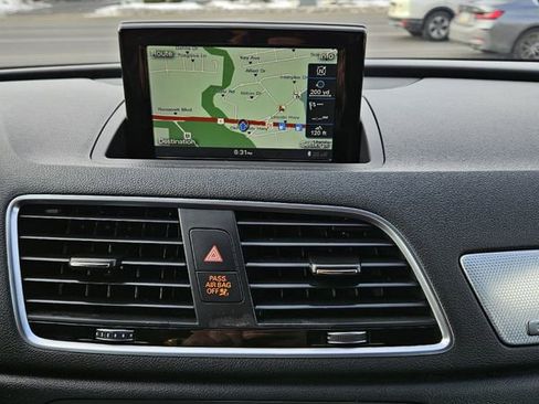 Used 2018 Audi Q3 2.0T Premium Plus w/ Premium Plus Package image 15