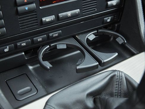 Used 2002 BMW M5 RWD image 48