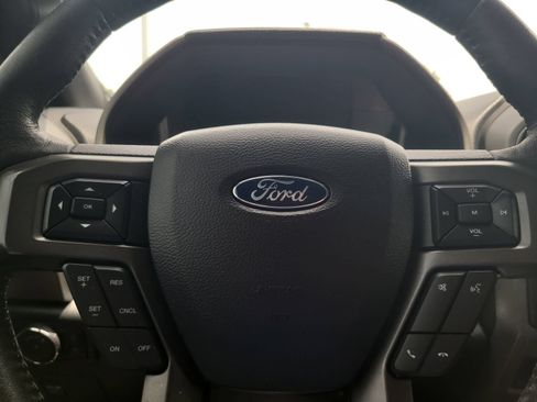 Used 2020 Ford Expedition XLT w/ Equipment Group 201A RWD image 13