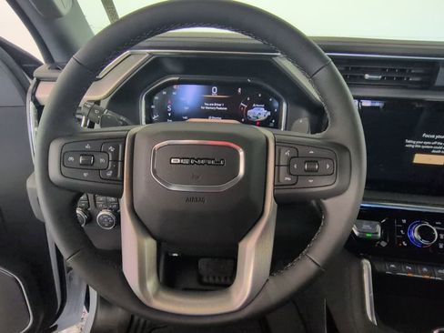 New 2026 GMC Sierra 1500 Denali AWD/4WD image 17