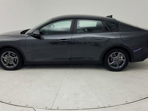Used 2025 Kia K4 FWD image 6