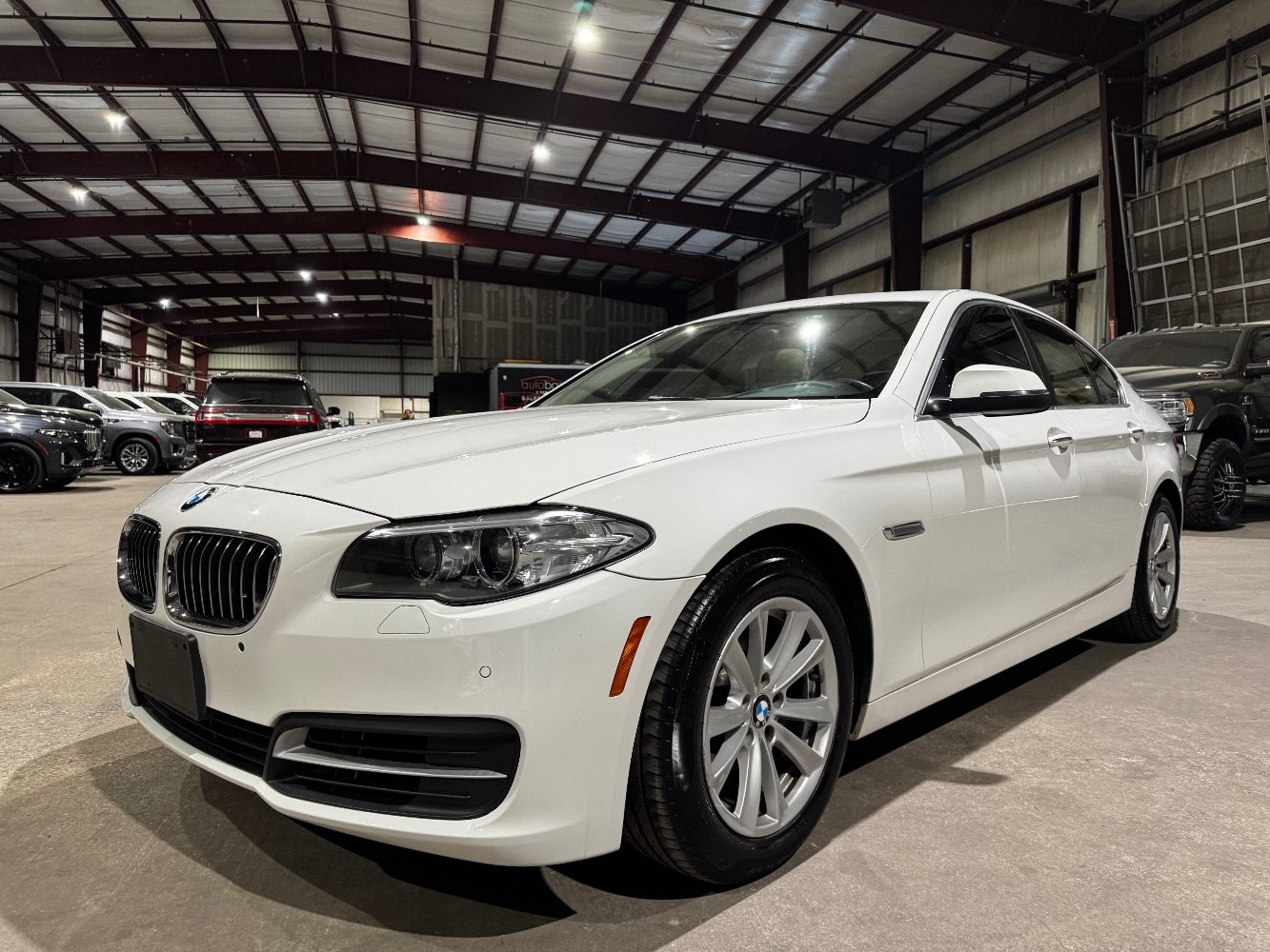 Used 2014 BMW 528i Sedan RWD image 9