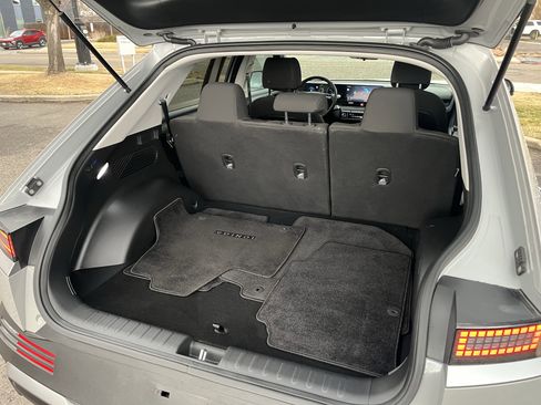 Used 2025 Hyundai Ioniq 5 SE image 34