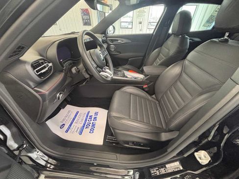 Used 2025 Dodge Hornet GT AWD/4WD image 17