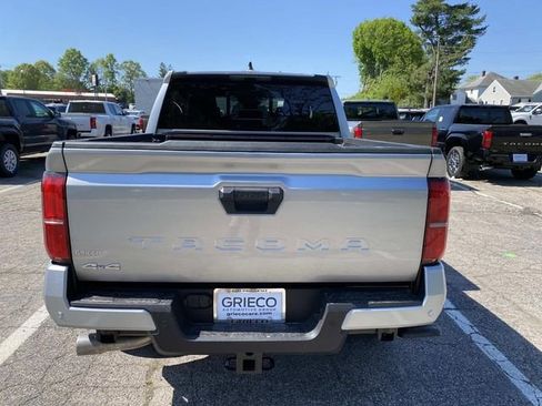 New 2026 Toyota Tacoma SR5 AWD/4WD image 4