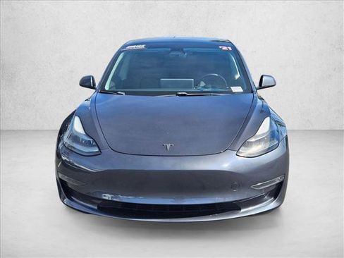 Used 2021 Tesla Model 3 Performance image 2