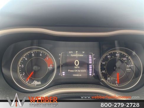 Used 2016 Jeep Cherokee Latitude w/ Cold Weather Group image 8