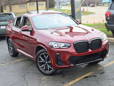 Used 2023 BMW X4 xDrive30i w/ M Sport Package AWD/4WD image 8