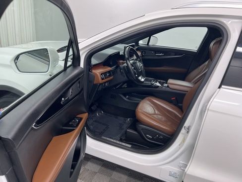 Certified 2023 Lincoln Nautilus Reserve w/ Equipment Group 201A image 12