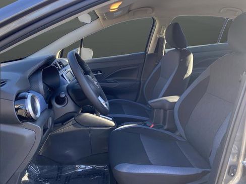 New 2025 Nissan Versa SV w/ Trunk Package FWD image 4