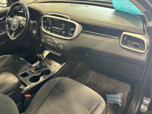 Used 2016 Kia Sorento LX w/ LX Convenience Package AWD/4WD image 34