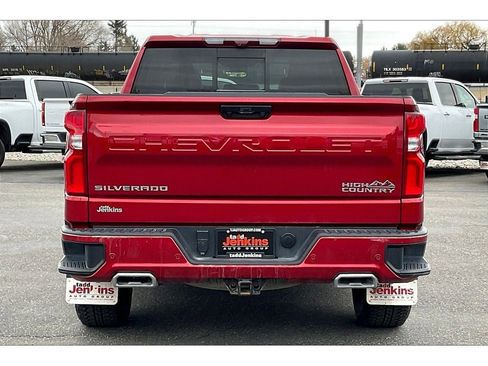 Used 2024 Chevrolet Silverado 1500 High Country w/ Technology Package image 4