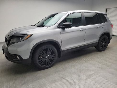 Used 2020 Honda Passport Sport image 2