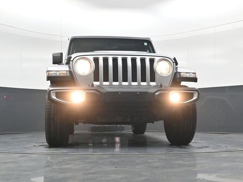 Used 2021 Jeep Wrangler Unlimited Sahara image 20