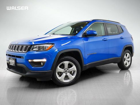 Used 2019 Jeep Compass Latitude w/ Cold Weather Group image 1